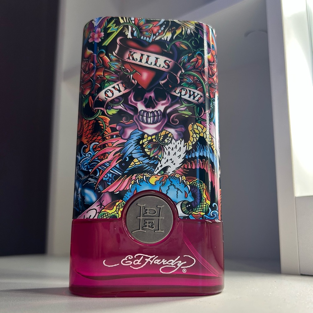 Ed Hardy love Kills Slowly